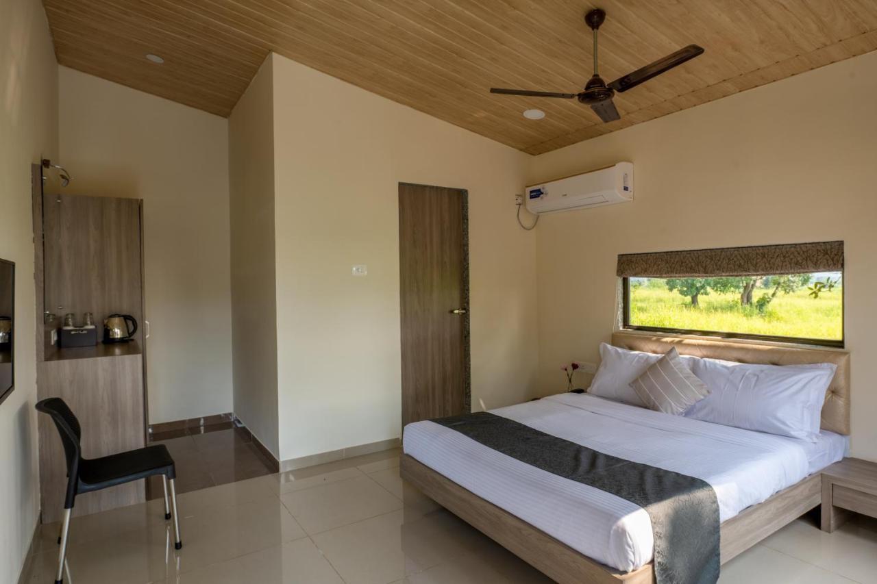 Hillrock Resort & Villas, Neral-Karjat Exterior photo
