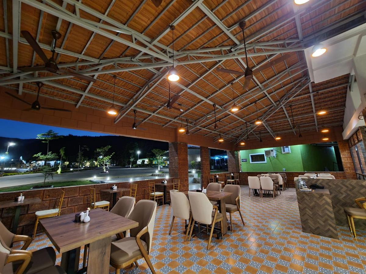 Hillrock Resort & Villas, Neral-Karjat Exterior photo