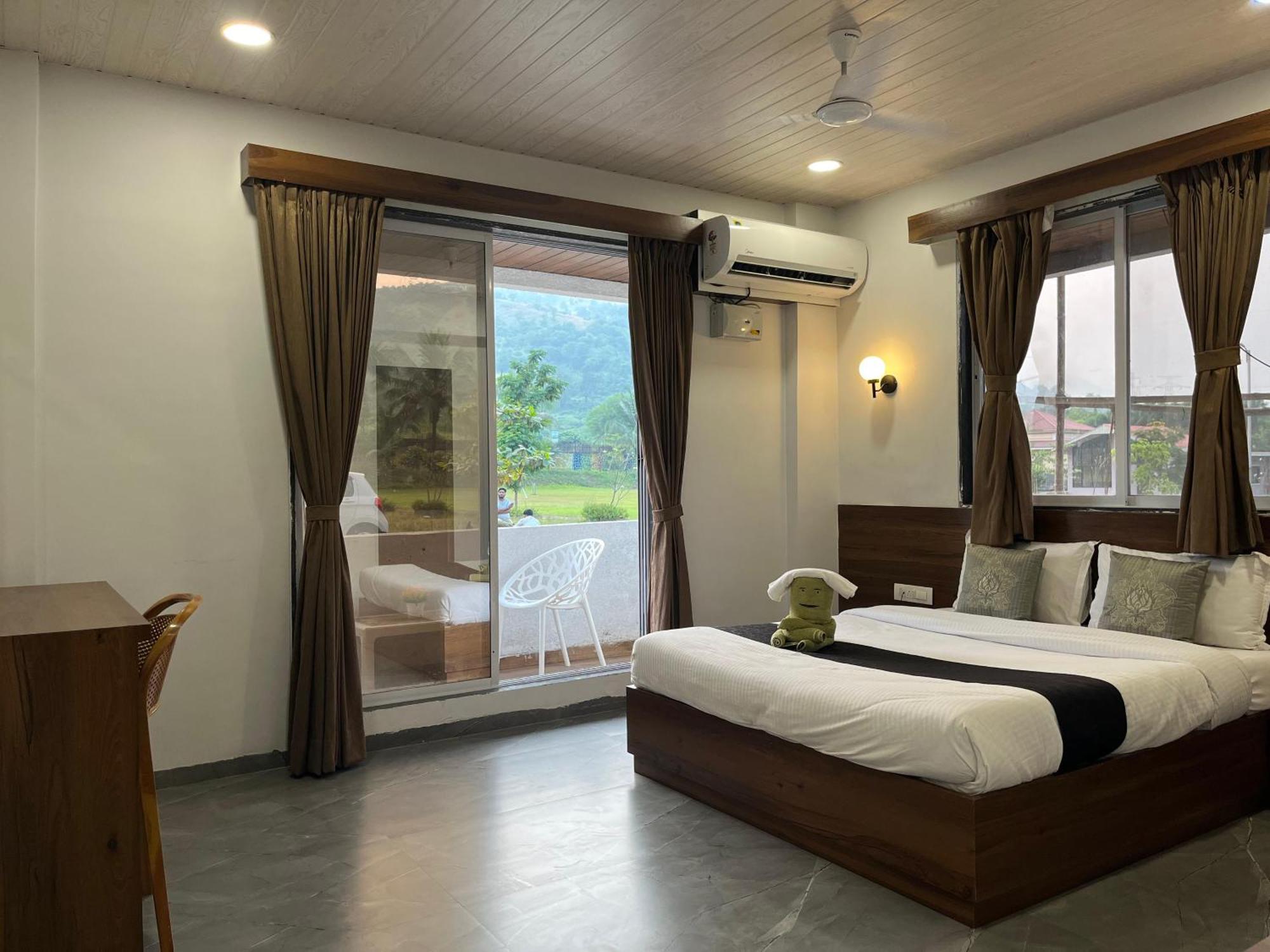 Hillrock Resort & Villas, Neral-Karjat Exterior photo